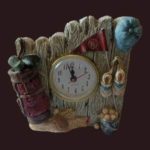 Vtg Quartz golf theme desk shelf table mantle clock